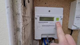 How to read the E470 Landis  Gyr electric meter [upl. by Fairfield]