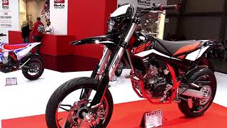 2021 Beta RR Motard 125 4T LC [upl. by Drhacir925]